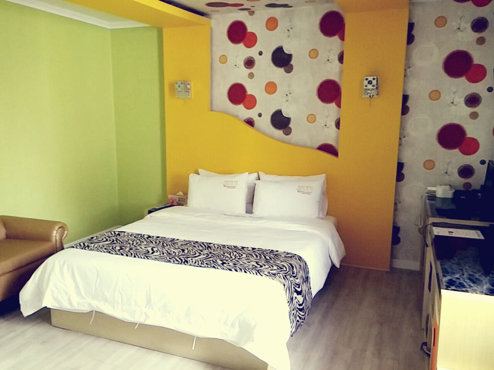 Chocolate Hotel Gwangju Metropolitan City Exterior foto